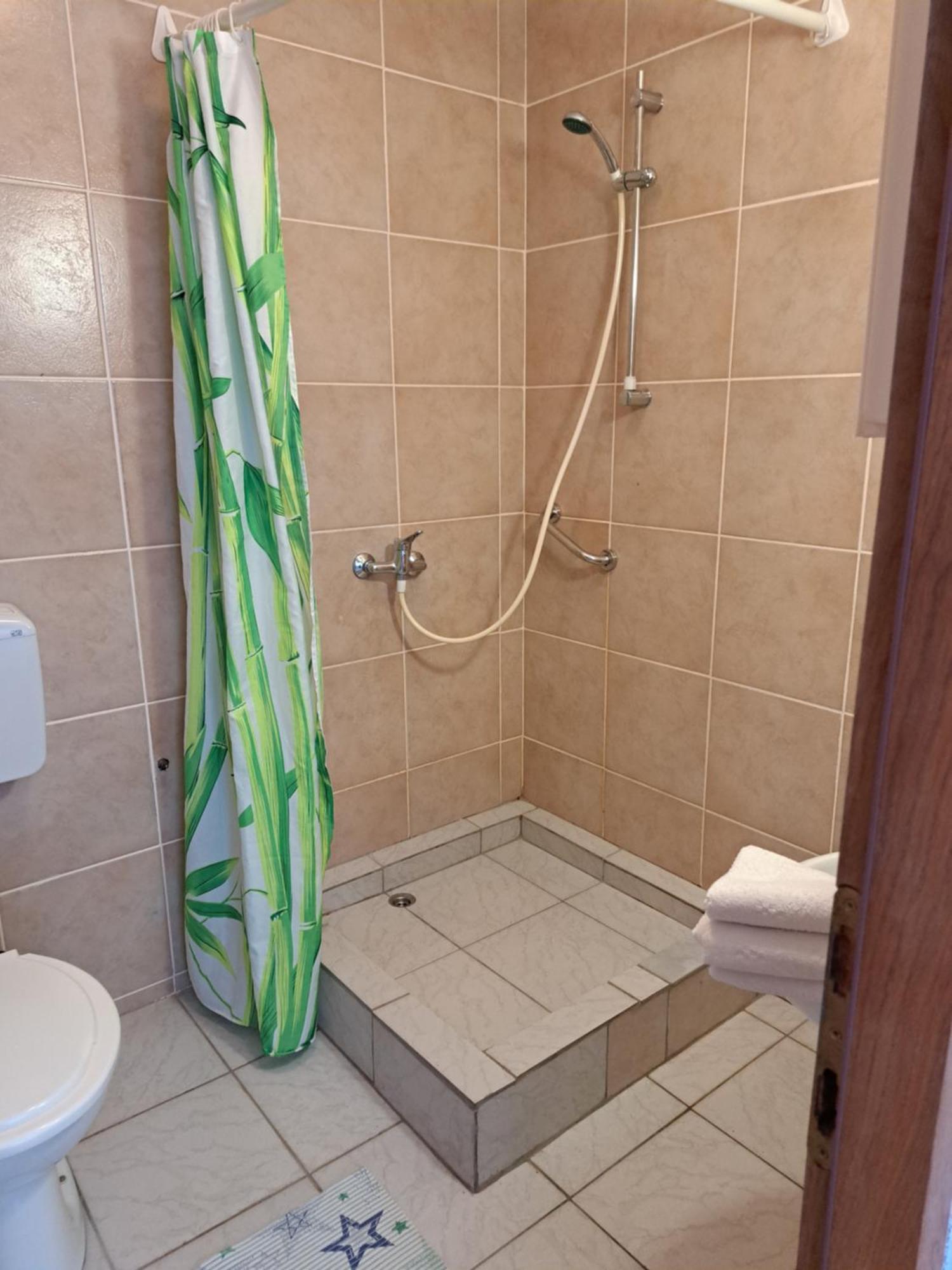 Apartments Sabol Geist Borovići Δωμάτιο φωτογραφία